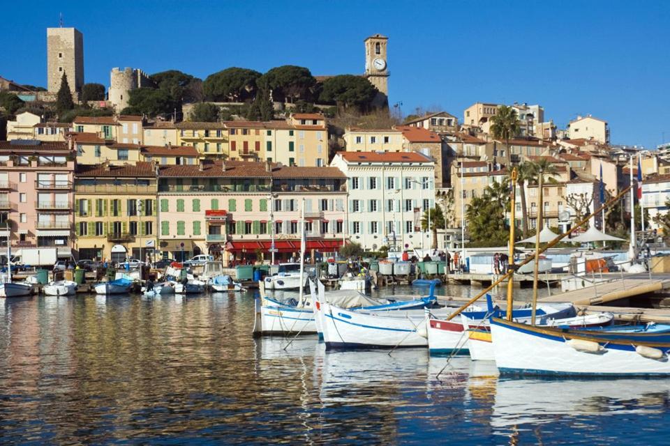 Ferretti 36 ' Bateau A Quai Vieux-Port Cannes Festival La Croisette Экстерьер фото